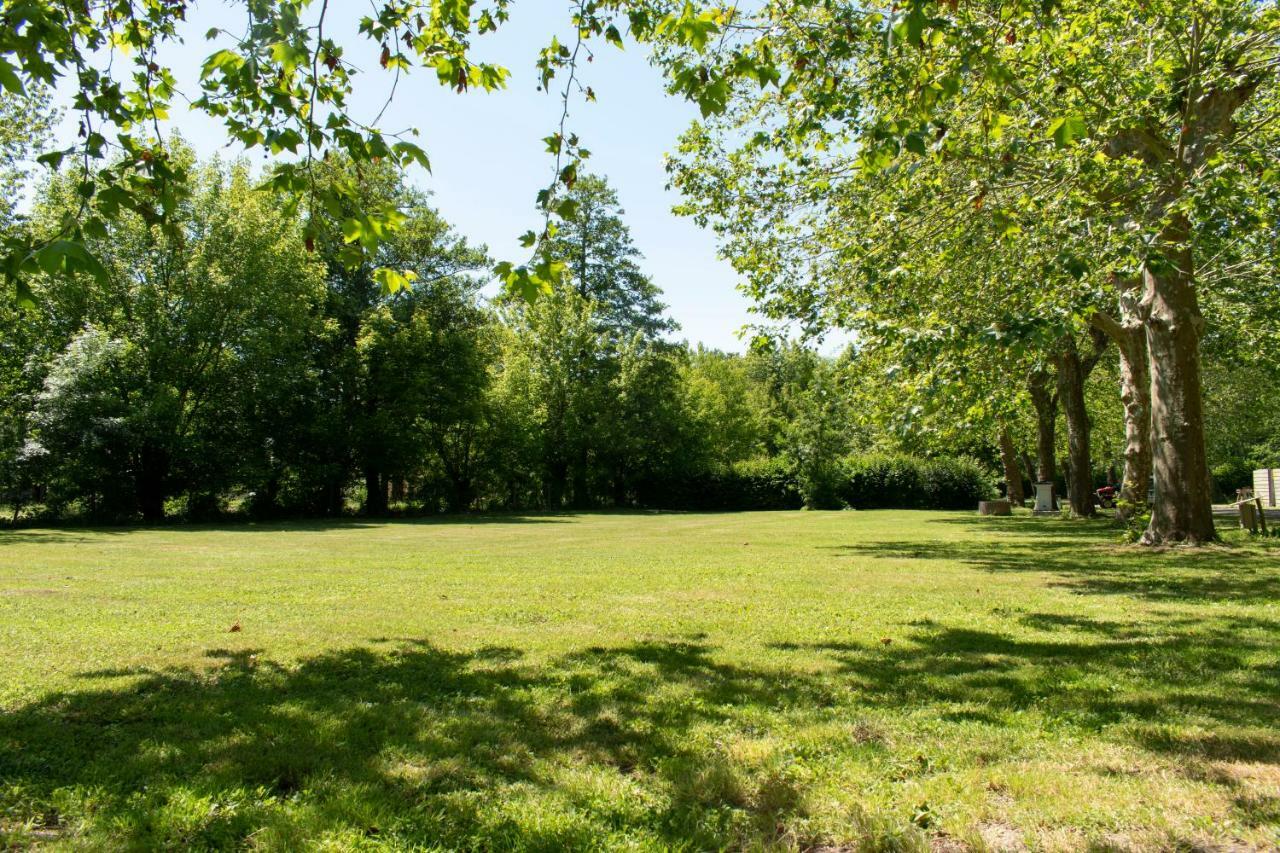 Camping L'Ilot Du Chail Sansais Kültér fotó